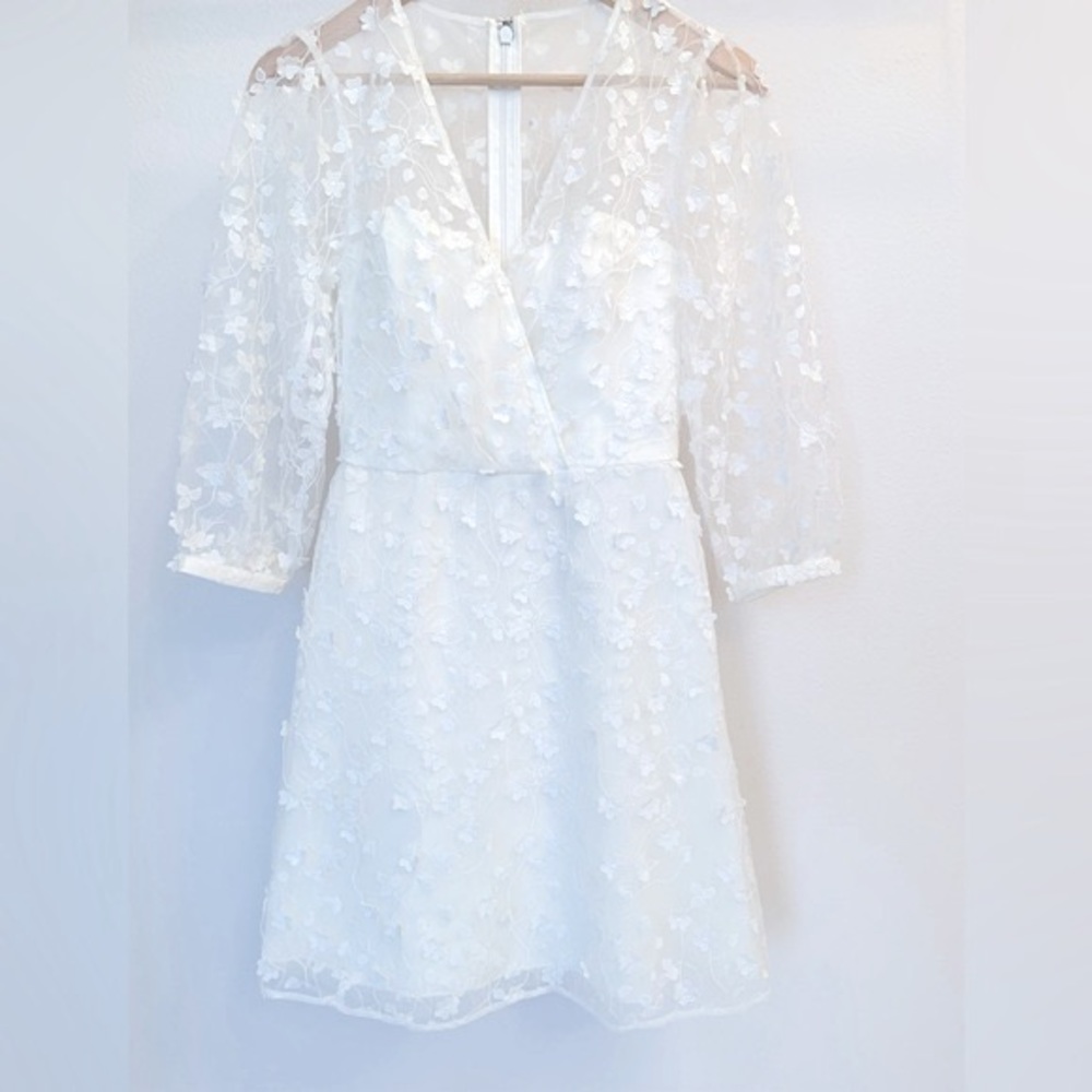BCBGMaxAzria • NWT Tulle Floral Short Mini Dress Off White Size 0